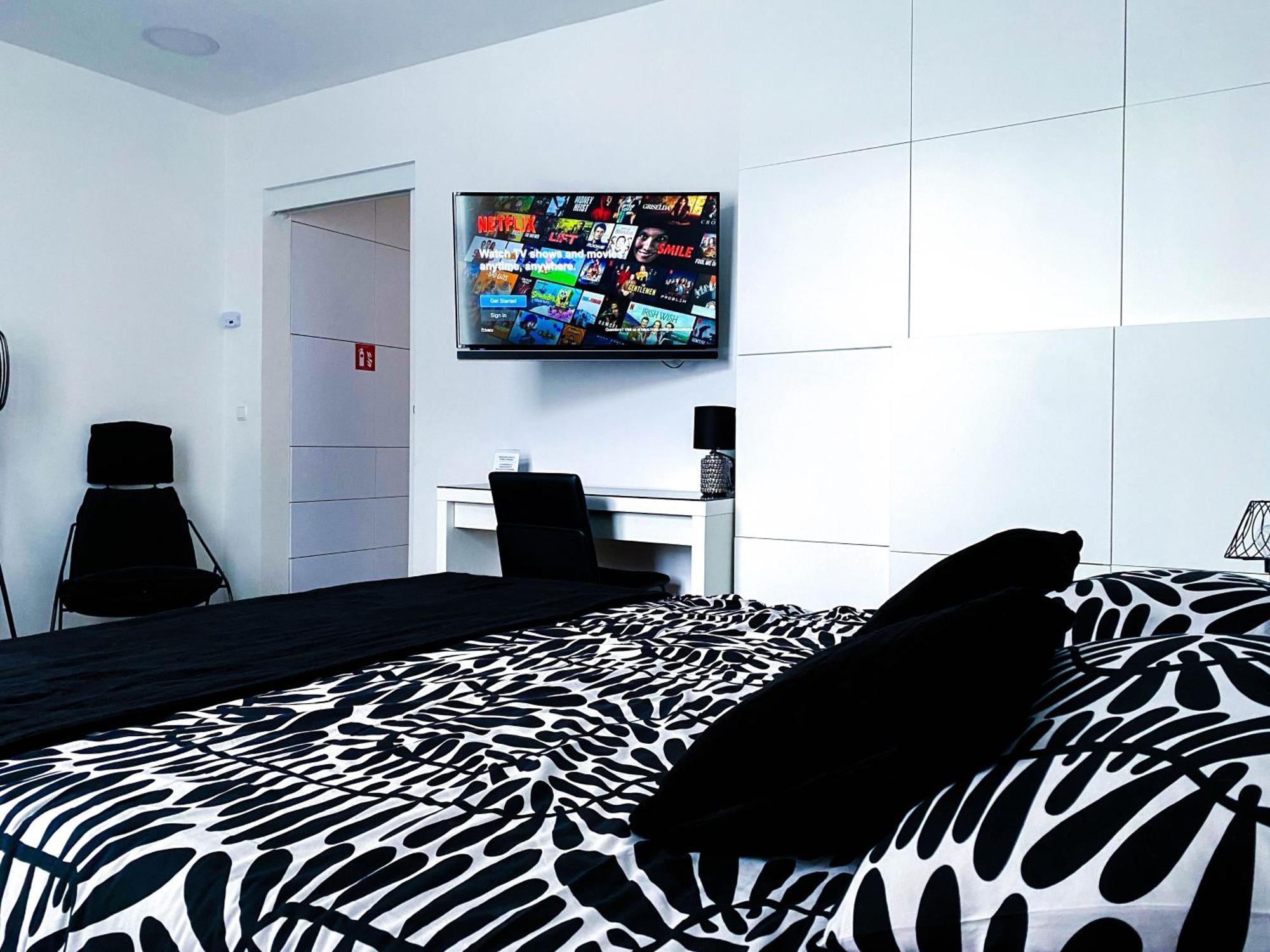 Octagon Main Square Apartment زغرب المظهر الخارجي الصورة